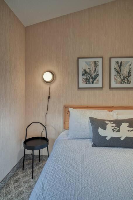 5 Mins To Banff - Cozy Townhome 2Br&2Bath - Banff Pass Included Canmore Kültér fotó